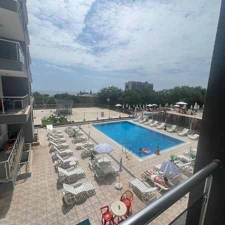 Dilov Apartments In Yalta Golden Sands Ngoại thất bức ảnh
