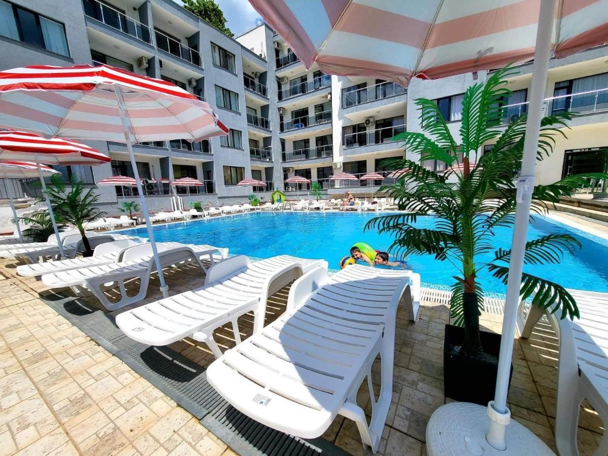 Dilov Apartments In Yalta Golden Sands Ngoại thất bức ảnh