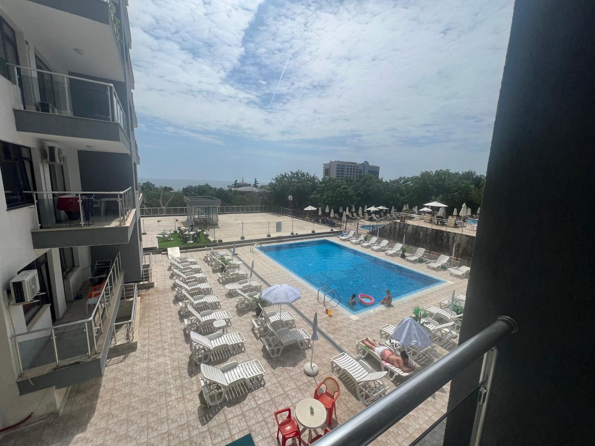 Dilov Apartments In Yalta Golden Sands Ngoại thất bức ảnh